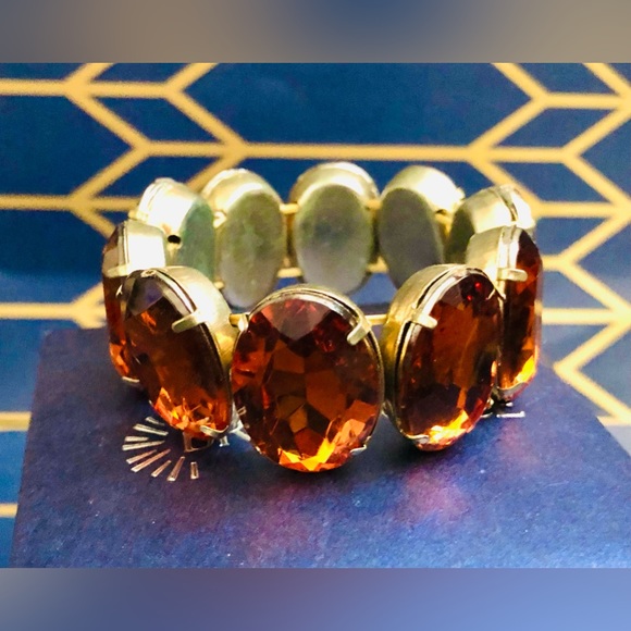 Jewelry - 040 Ms Carla Vintage stretchy bracelet brown stone gold